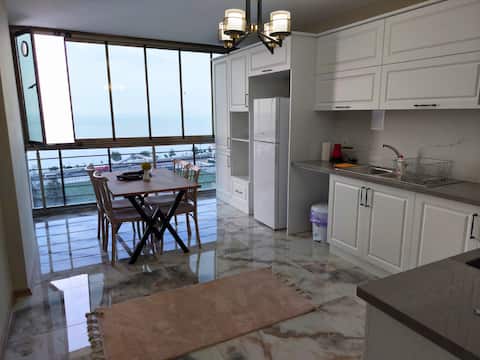 3+1 top floor apartment unit with a nice view