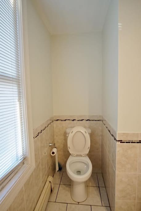 Bathroom toilet