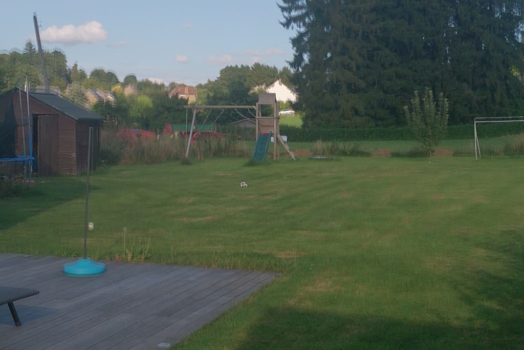 vue arrière du jardin