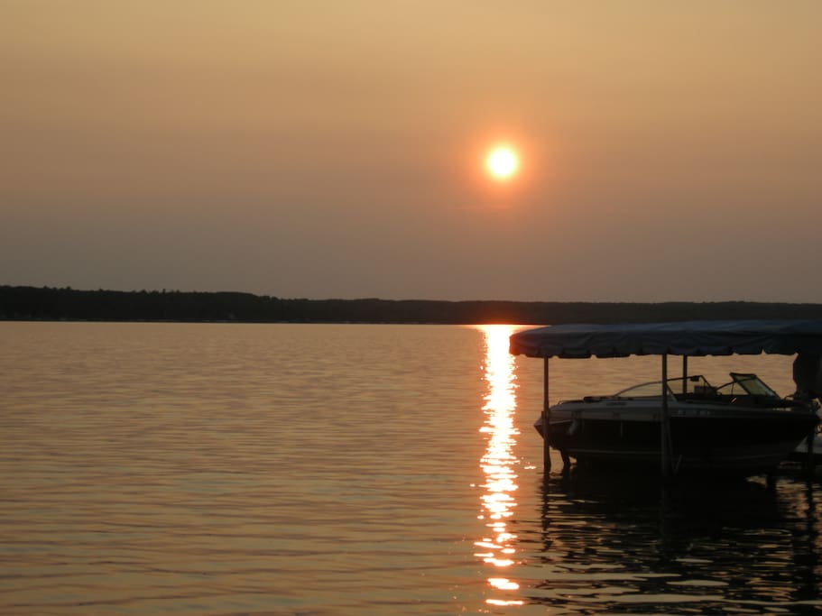 GORGEOUS
SUNSETS