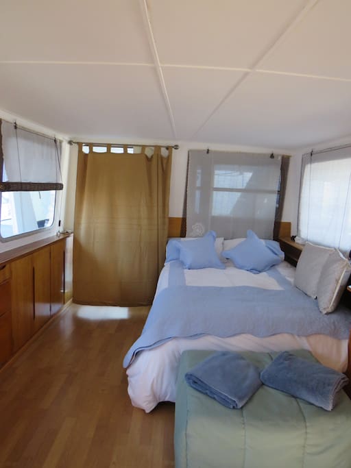 Captains Cabin
