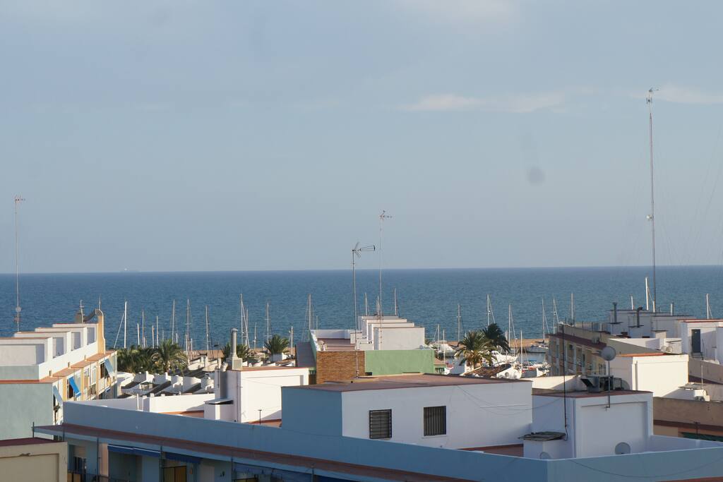 Vistas del Club Náutico/ Views of the Yacht Club