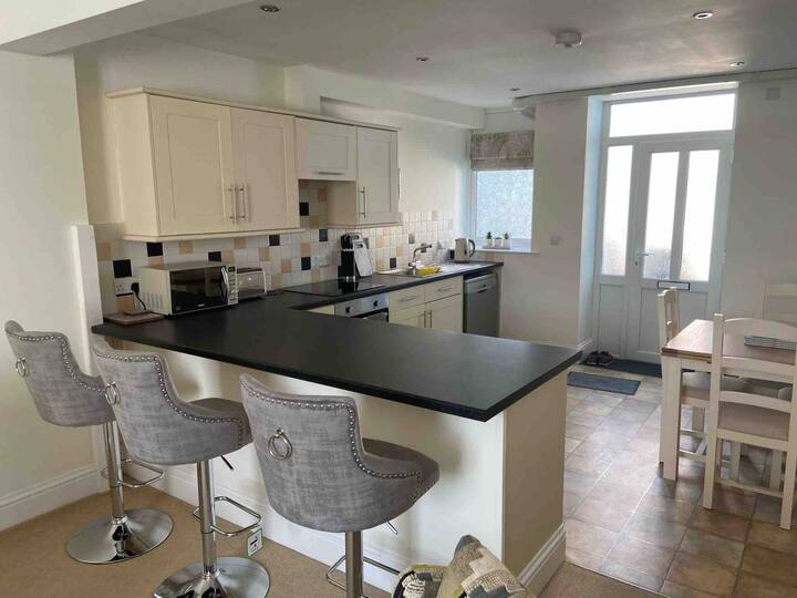 Ulverston South Lakes Spacious 3 Bed G/F Flat Apartments for Rent in Cumbria, England, United
