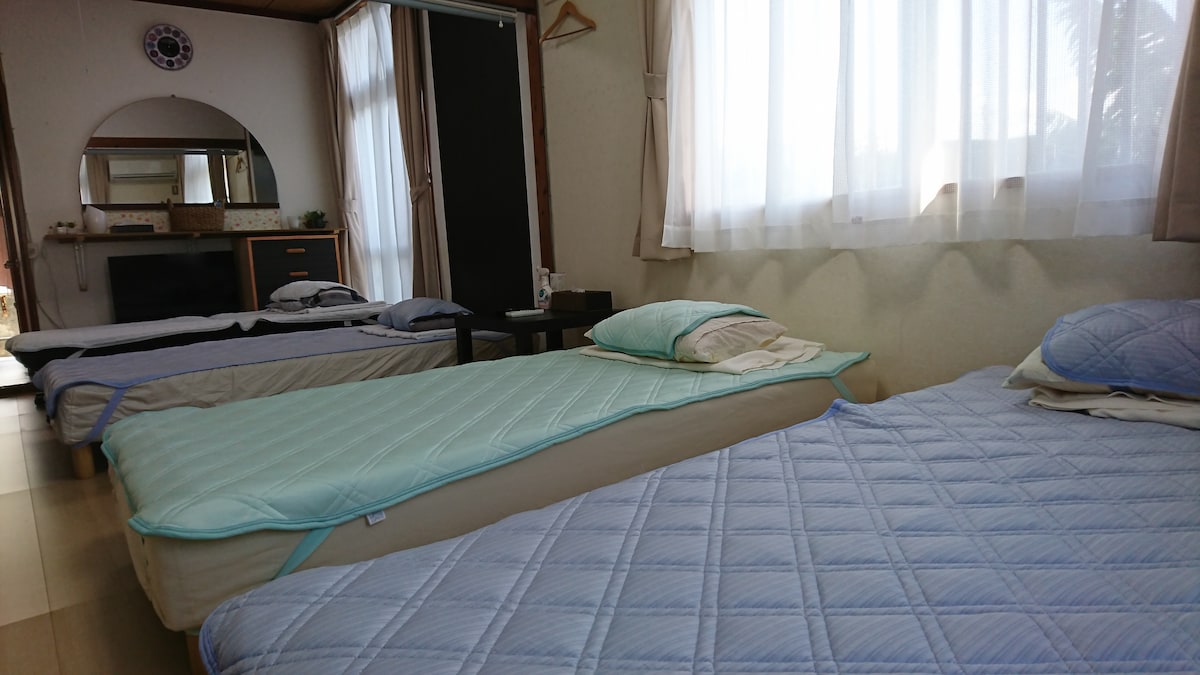 Dhomë private për deri në 3 persona