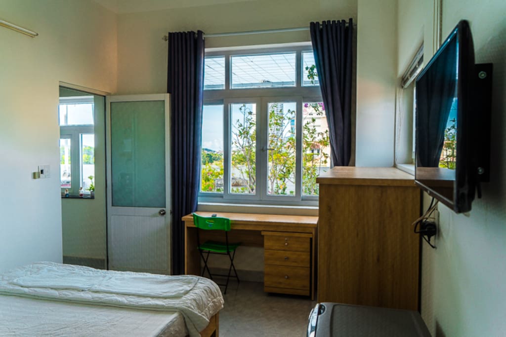 Top floor room is always a good choice. That is terrace garden.