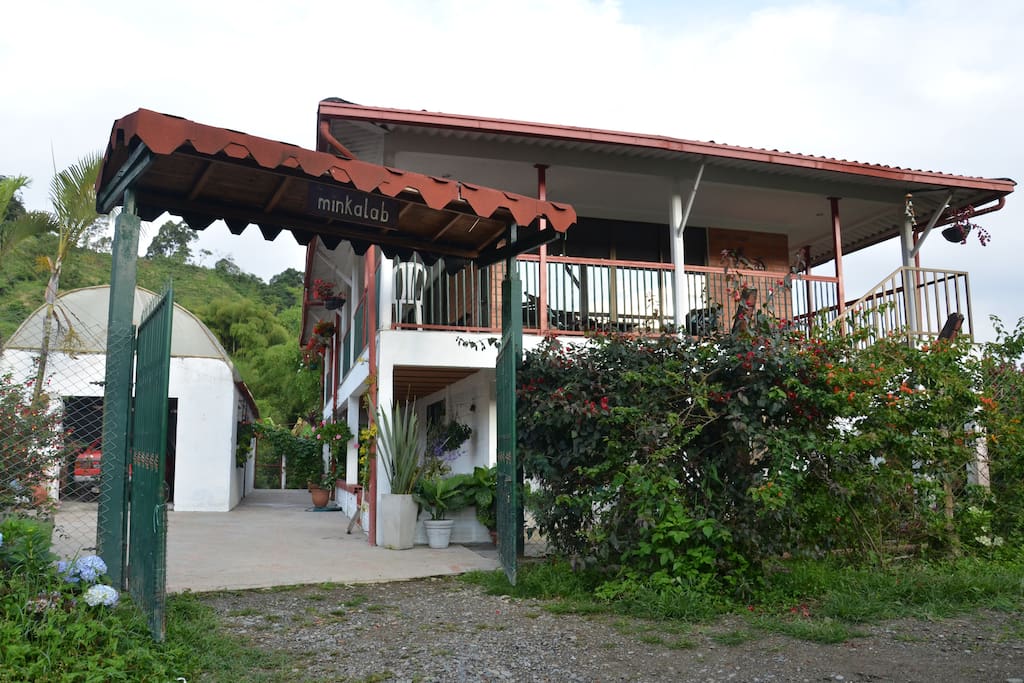 The entrance of the Ecogranja