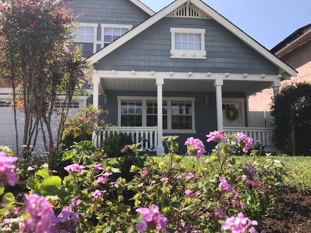 Magical Home in Santa Clarita/Newhall