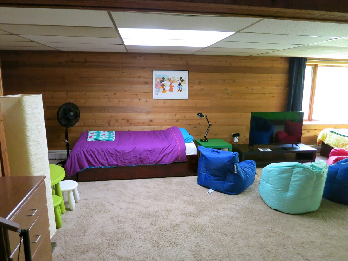 Sótano, habitación infantil