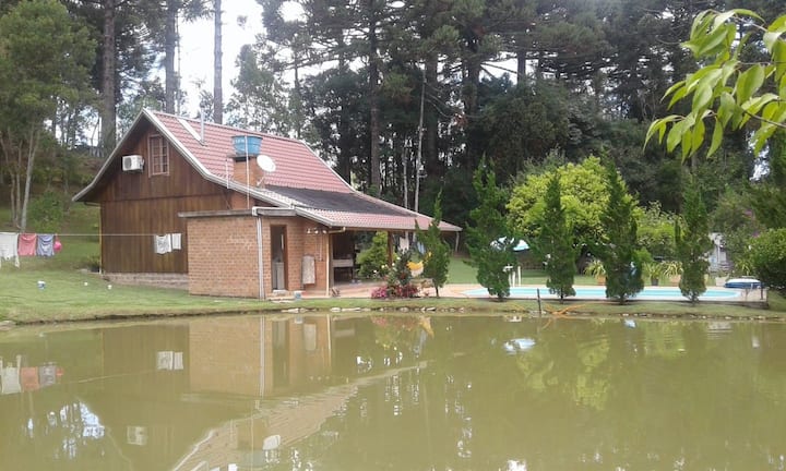 Sobrado/ Cabana Com Piscina - Garibaldi