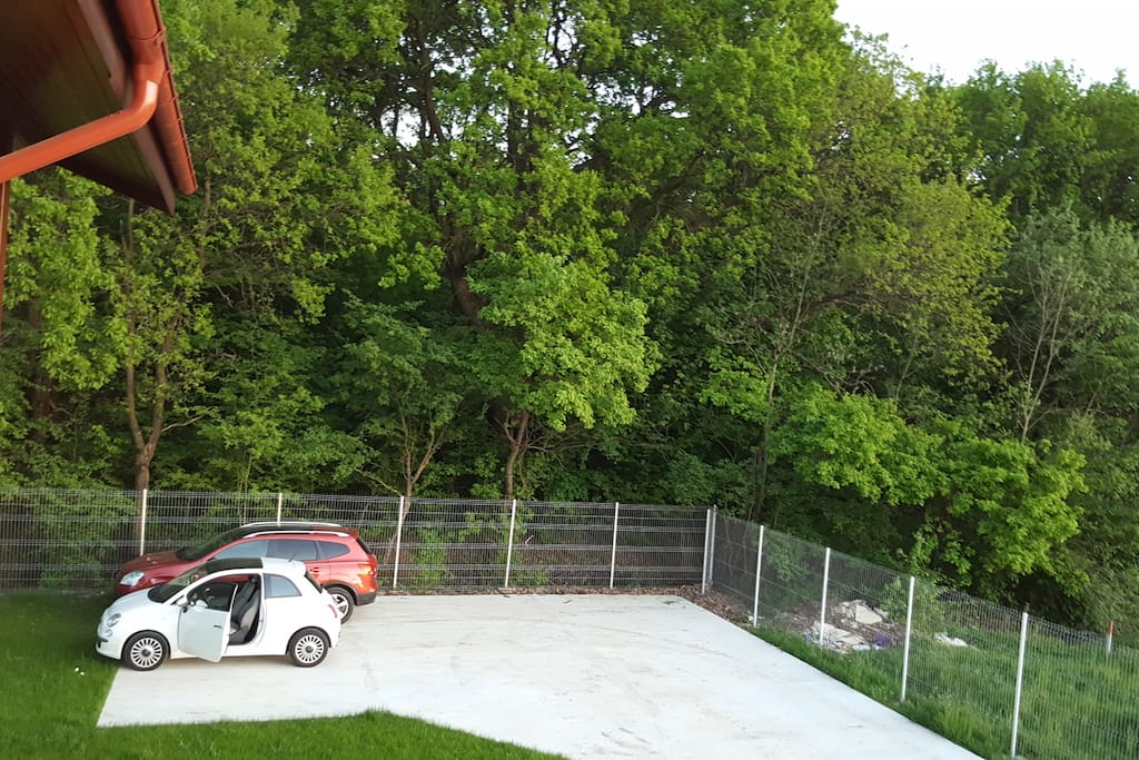 Free private parking for 6 cars.