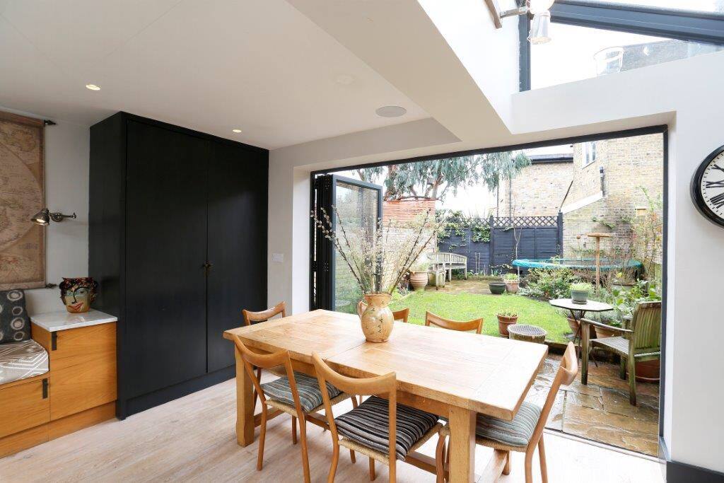 Secluded south facing garden