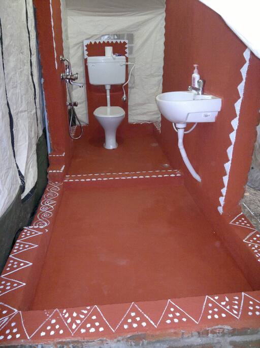 En-suit Western toilet
