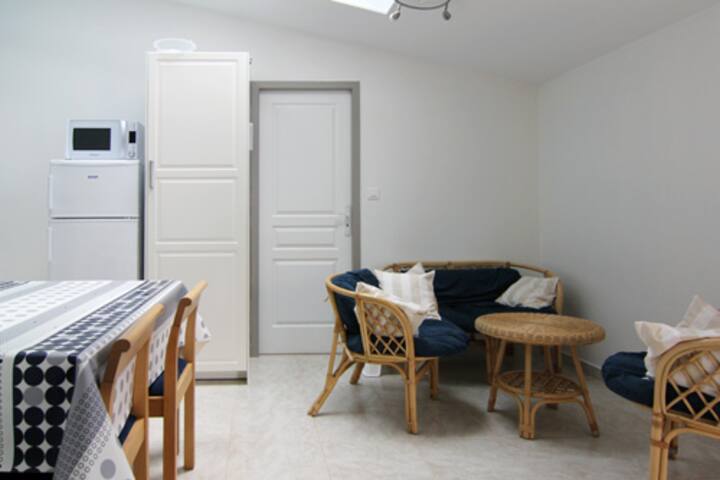 Gîte Classé 3 *  Au Calme Près De Billom - 5 Pers - Auvergne