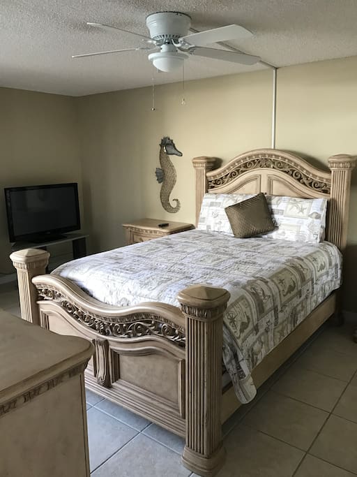 Master Bed Room