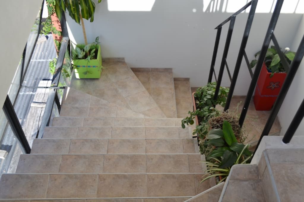 Escaleras amplias