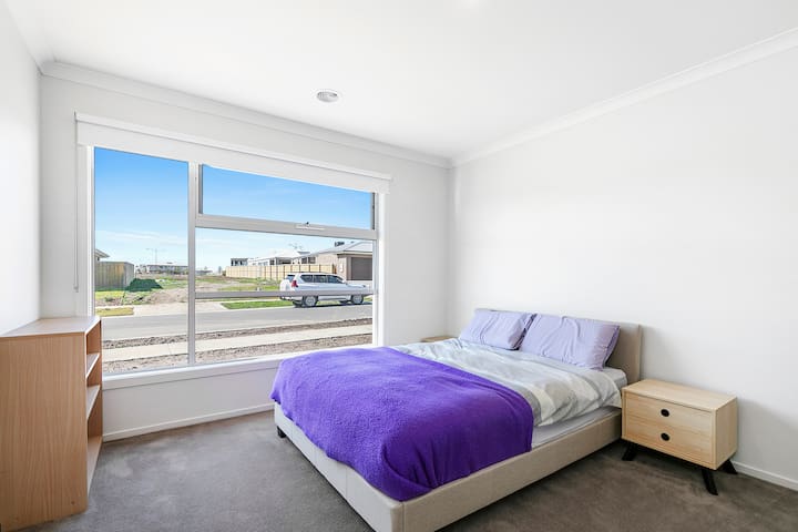 The Ocean Road Couples Retreat Private Bed / Bath