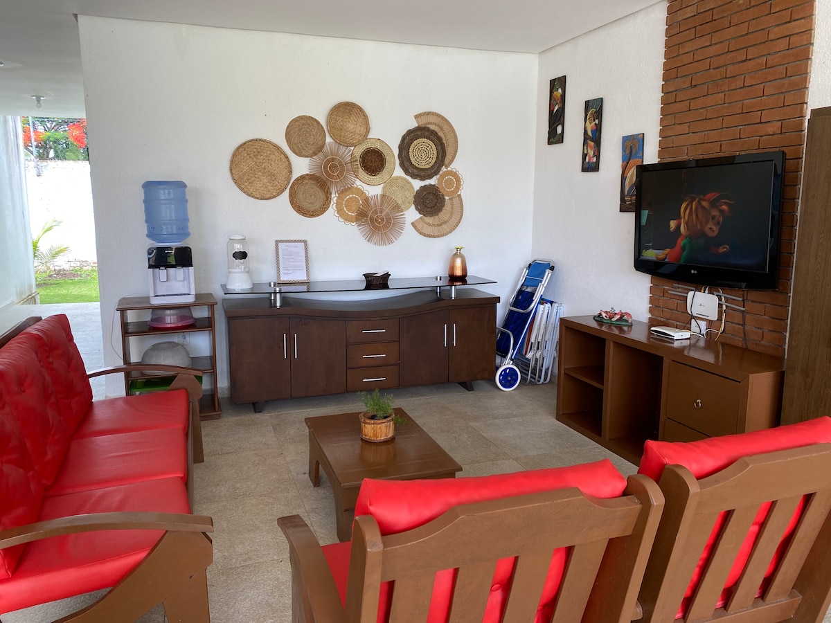 Top Airbnb: Farmhouse on the beach ideal for families with children em Barra De Santo Antônio