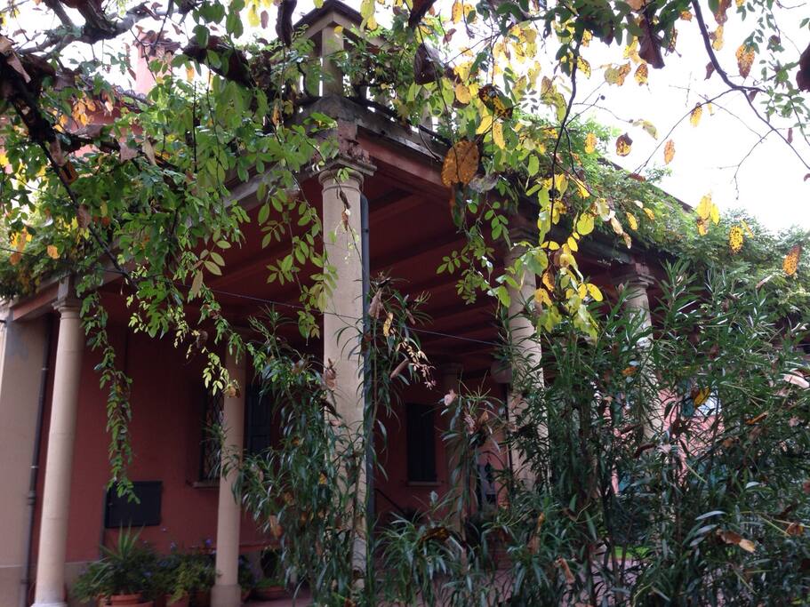 Il romantico terrazzo all'interno