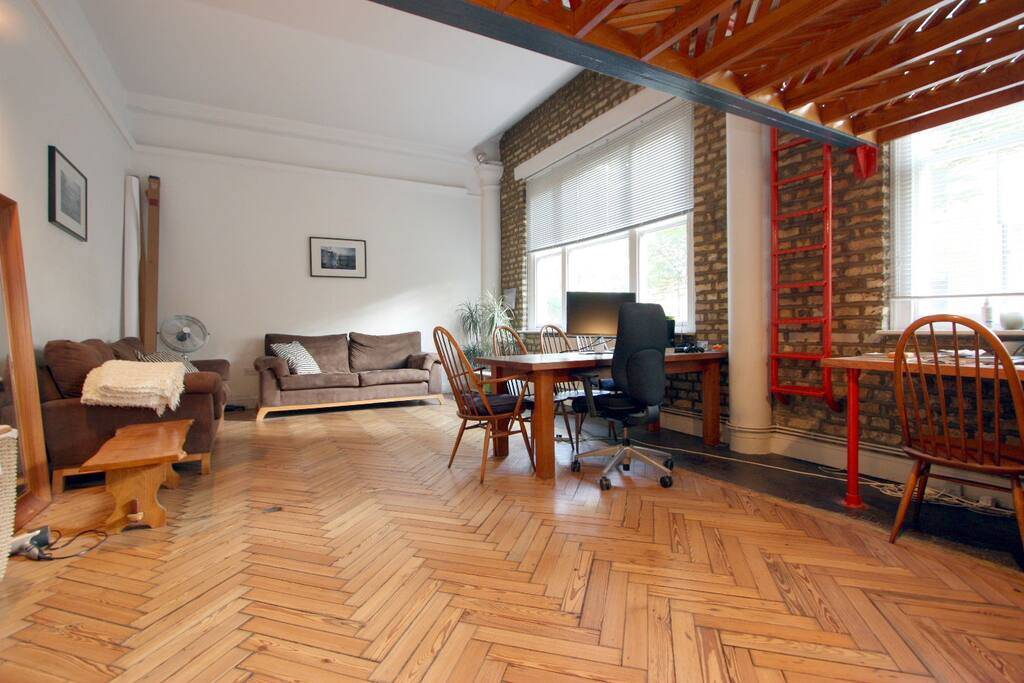 Studio 2