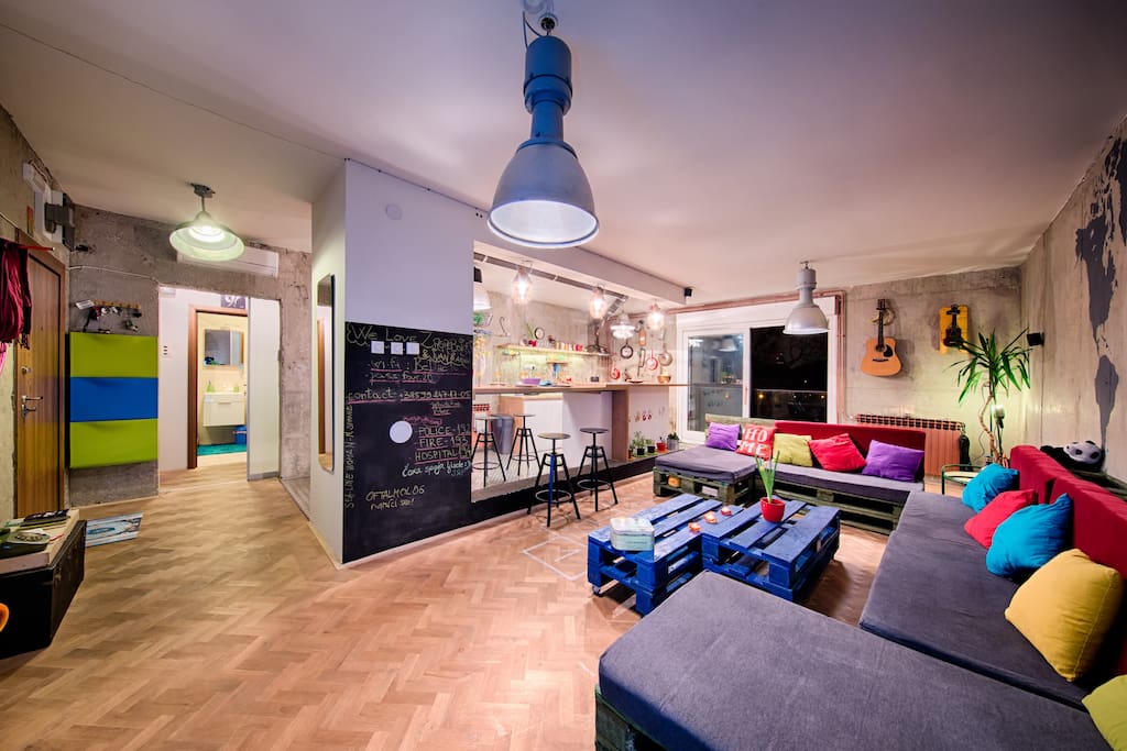Common Area- Living Room