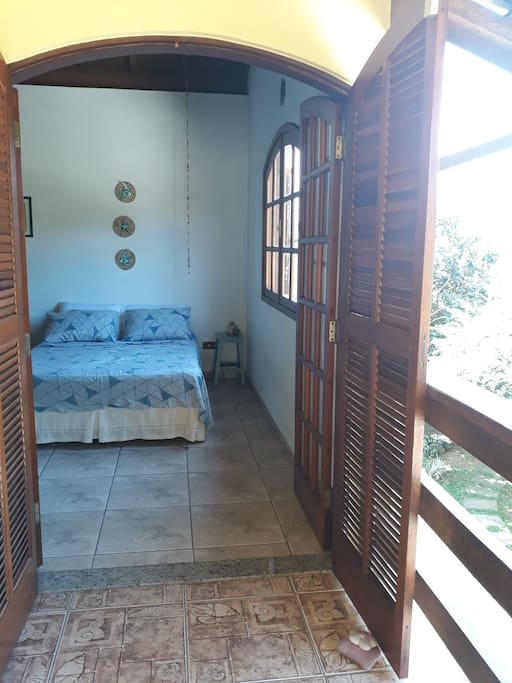 Porta balcão que sai na varanda