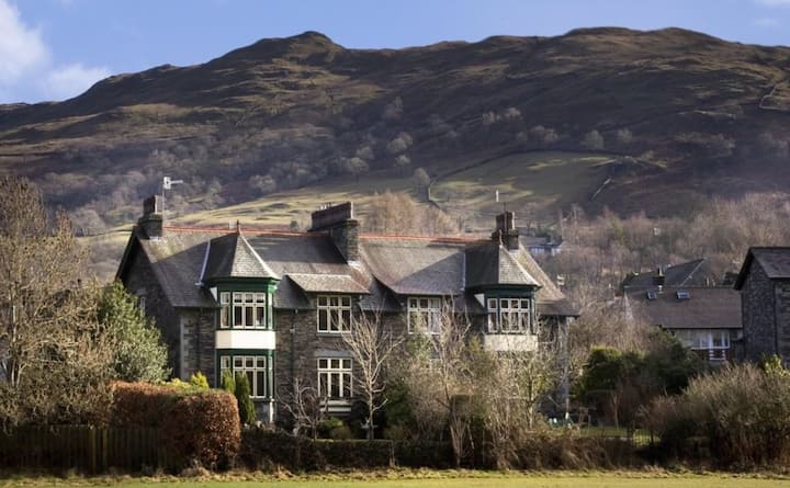 10 Best Airbnbs With Hot Tub In The Lake District, United | Trip101