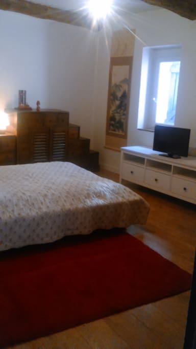 メインになるお部屋です。鍵付きです。