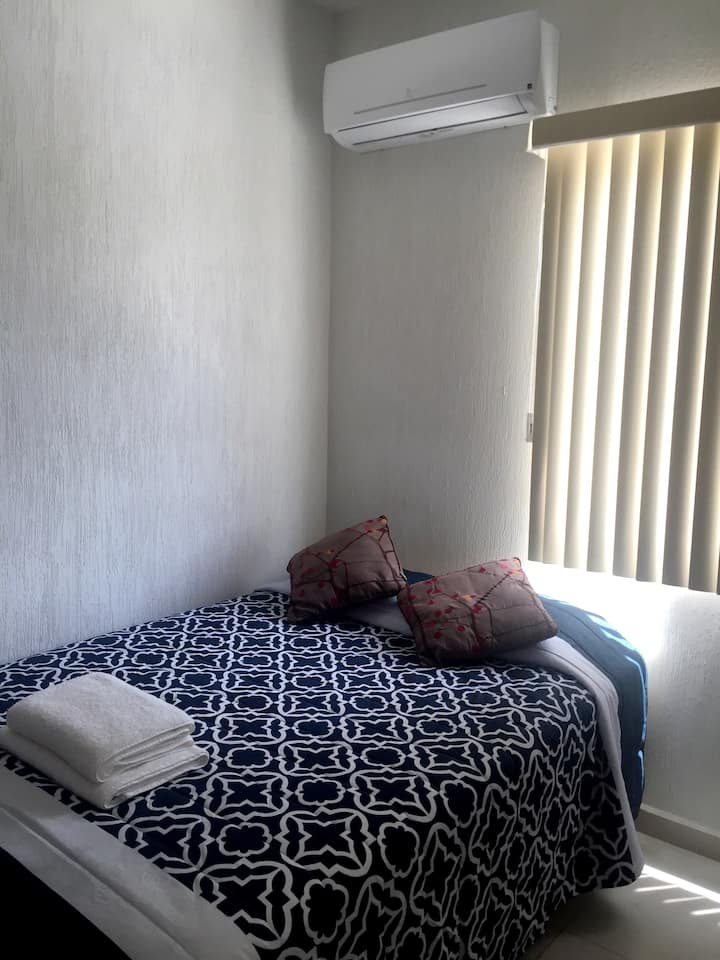 Habitación # 2 /Aire acondicionado