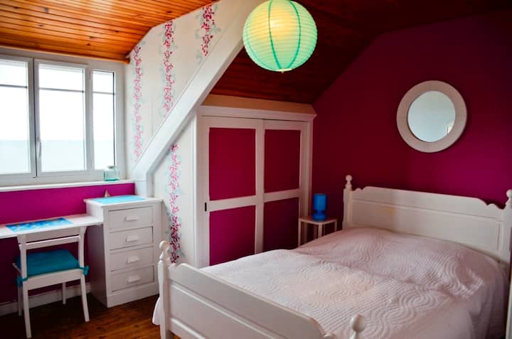 dhomë gjumi dopio pamje nga deti