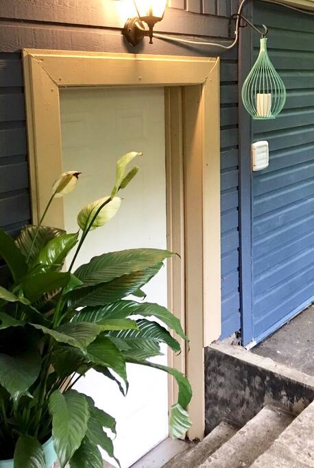 Private suit entrance