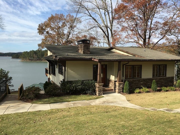 Lake Allatoona Lakehouse, NOT for large groups Houses for Rent in