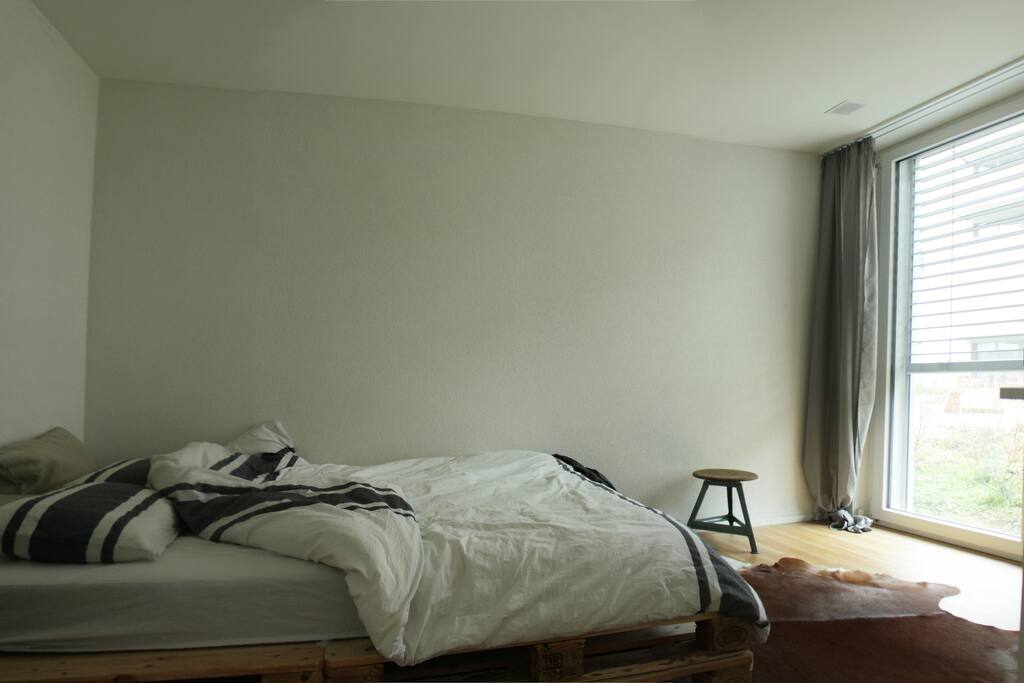 Bedroom 1,
1x double bed