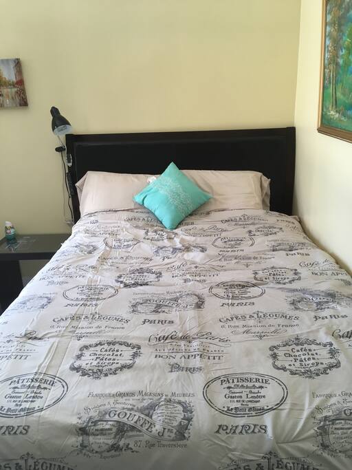 Queen bed