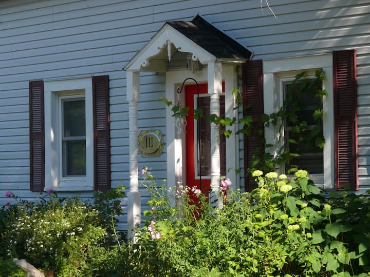 Merrickville Vacation Rentals & Homes Ontario, Canada Airbnb