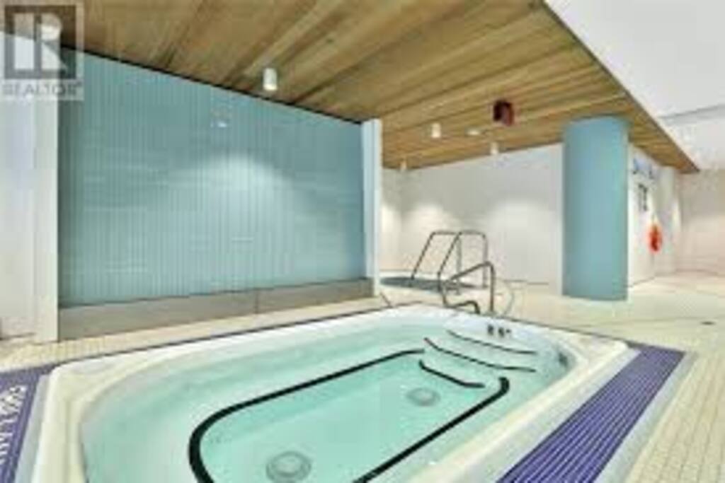 Relax after a busy day in the hot tub