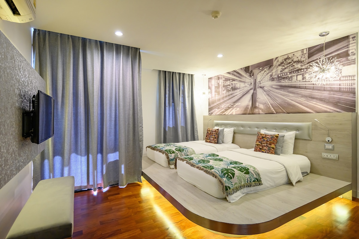 חדר זוגי עם נוף אמנותי לרחוב הונג קונג