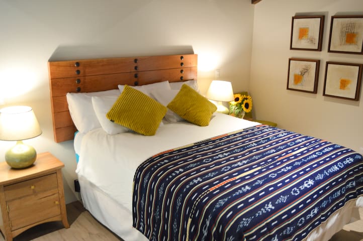 Casa Girasol | Blue Room + Breakfast in New Home