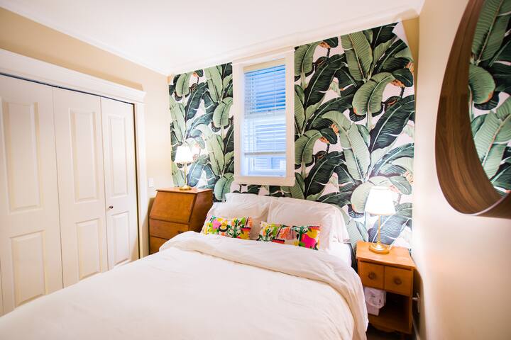 Bedroom 4 downstairs. Double sized bed, and a cozy feel.
