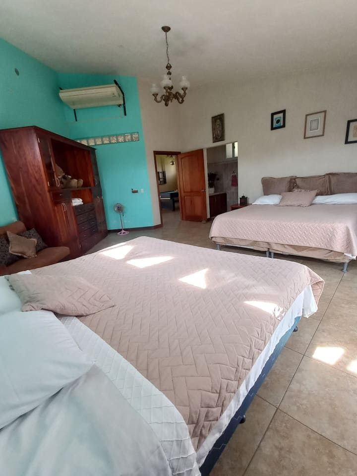 غرفة النوم 1