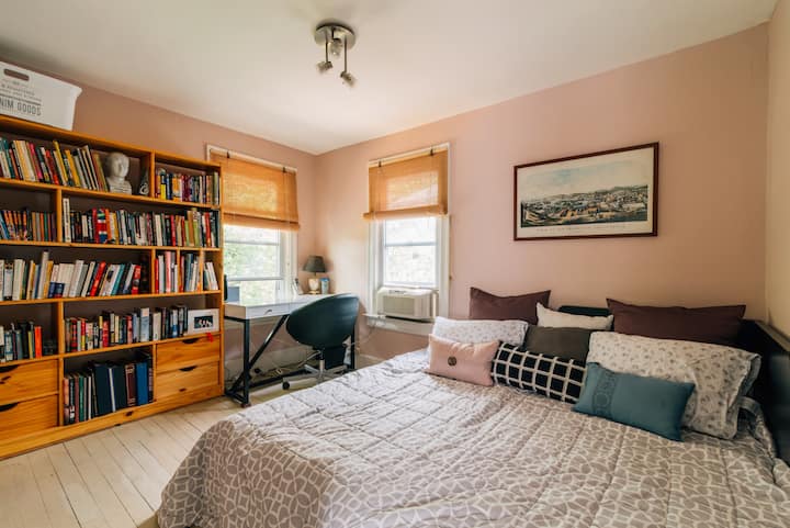 Uredska spavaća soba -  bračni krevet (širine 180