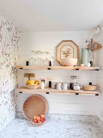 Cozy coastal cottage on the Bay of Fundy gallery image 5