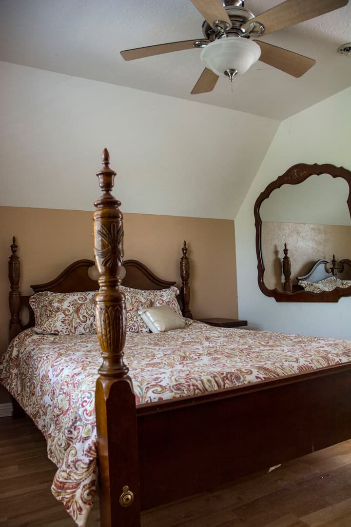Queen bed