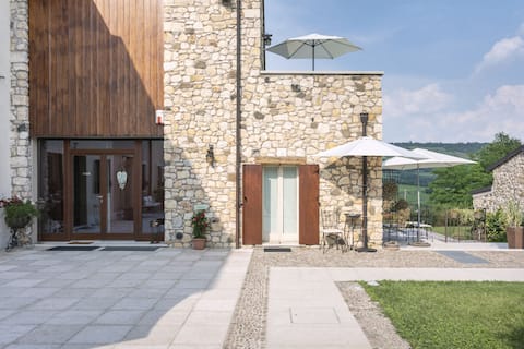 Apartment AIA with private terrace