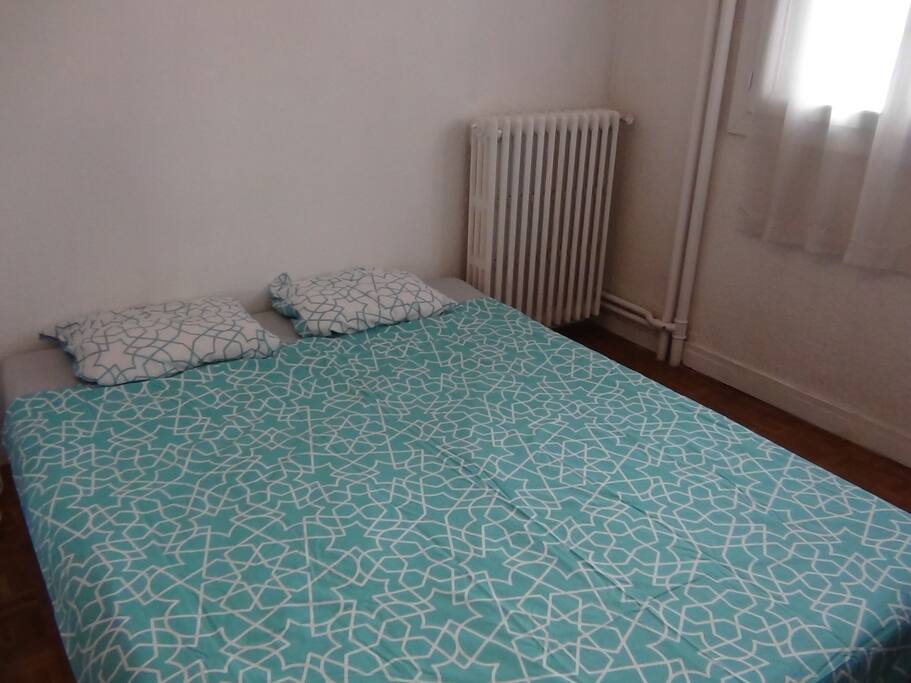 Le canapé-lit pour deux personnes