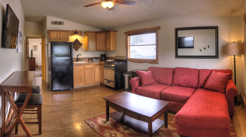 One Bedroom Riverbend Cabin Cabins For Rent In New Braunfels