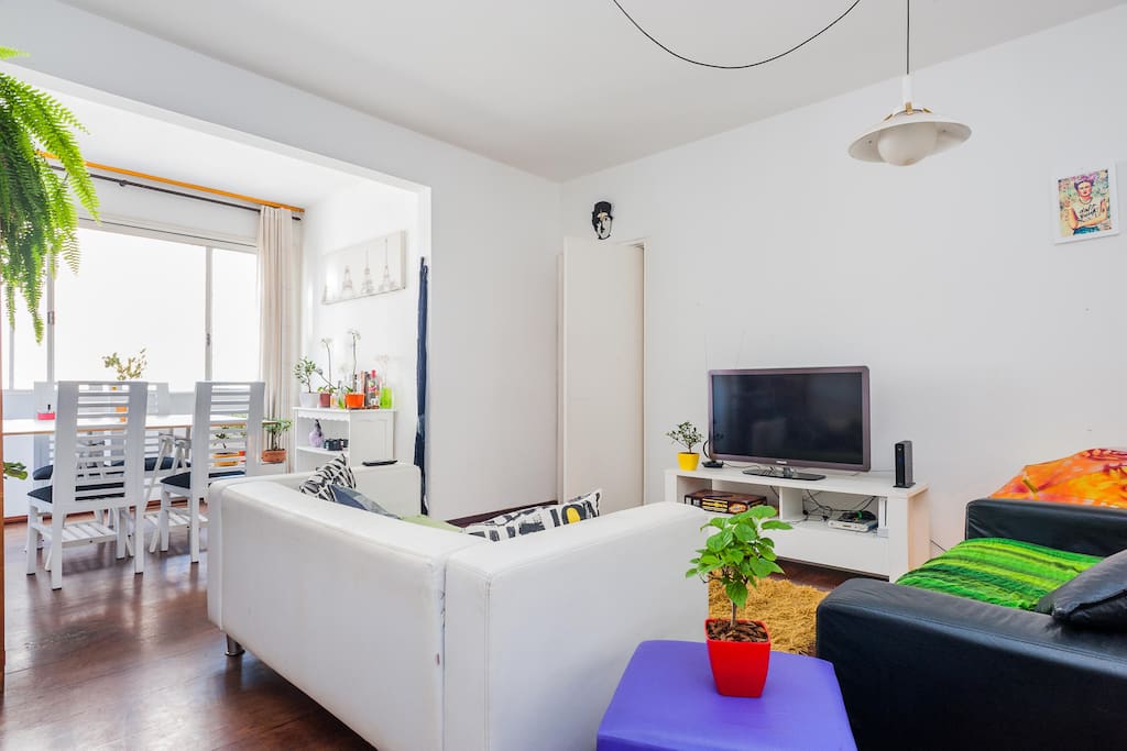 Sala de estar e Jantar.