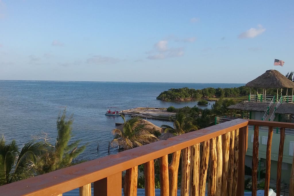 Roof deck overlooking the reef and the lagoon side.