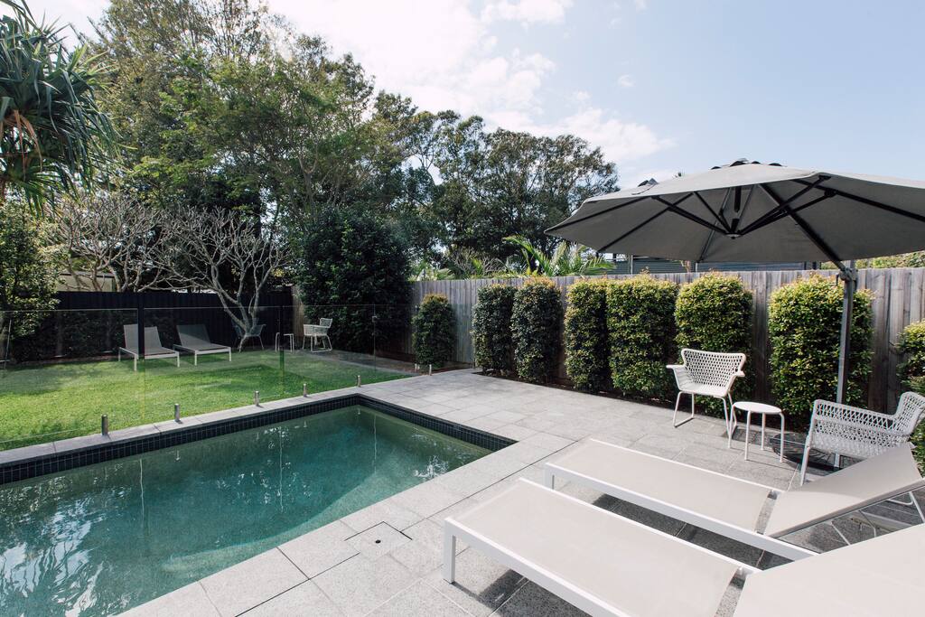 pool