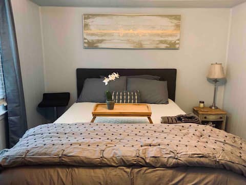 Popular Airbnb listing: Private guest suite in a quiet S.Park neighborhood in Charlotte