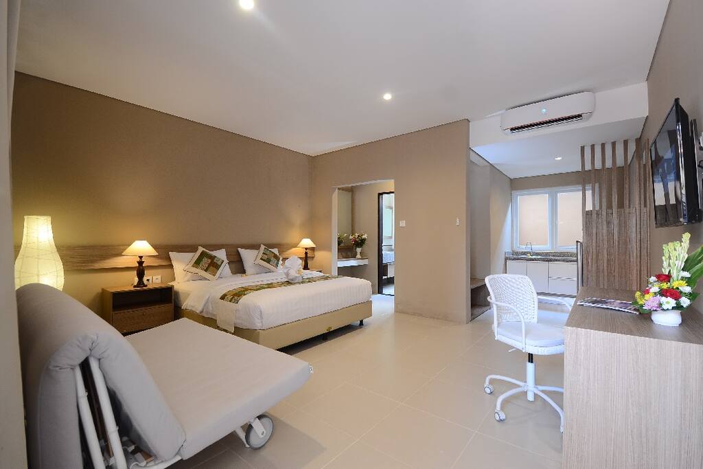 Signature Master Bedroom 2of2